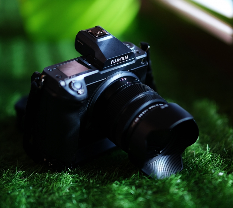 Fujifilm releases compact GF 35-70mm F4.5-5.6 WR medium-format